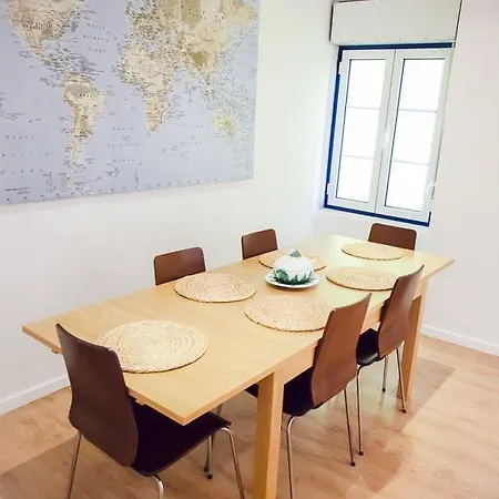 Beautiful Three Bedroom In Graca Lizbona